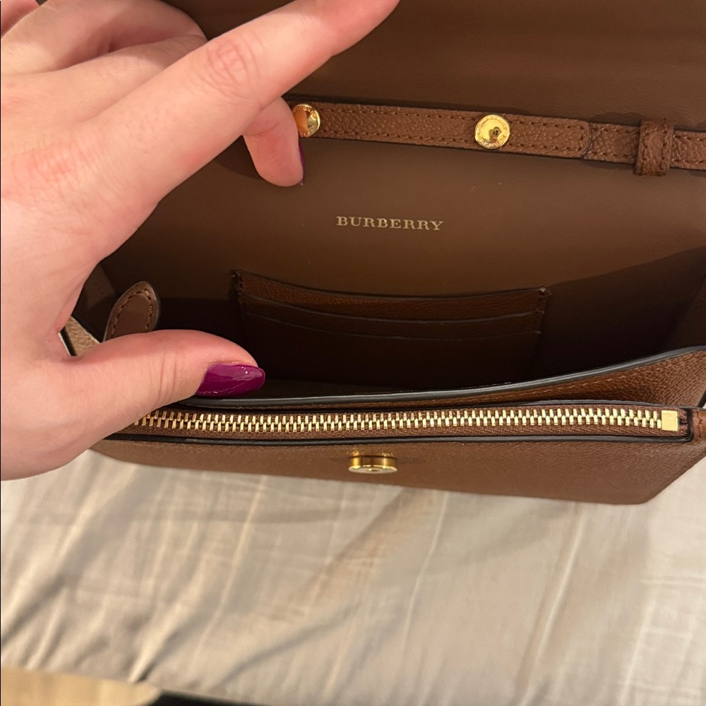 Burberry Crossbody Bag - Picture 4 of 11